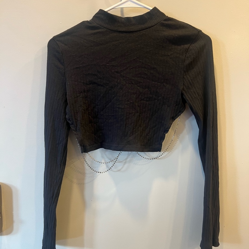 Black Long Sleeve Crop Top
